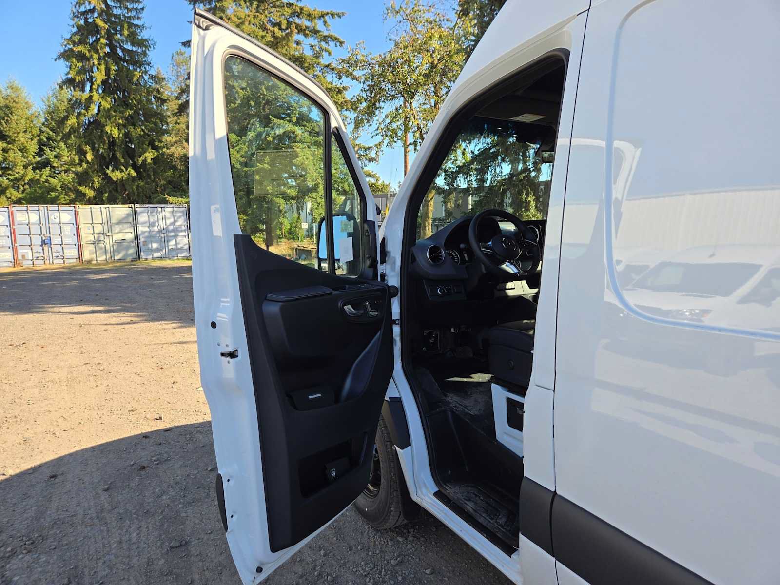 New 2026 Mercedes-Benz Sprinter 2500 image 19