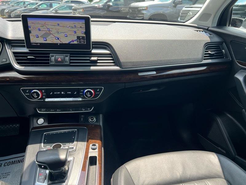 Used 2019 Audi Q5 2.0T Premium Plus w/ Premium Plus Package AWD/4WD image 14