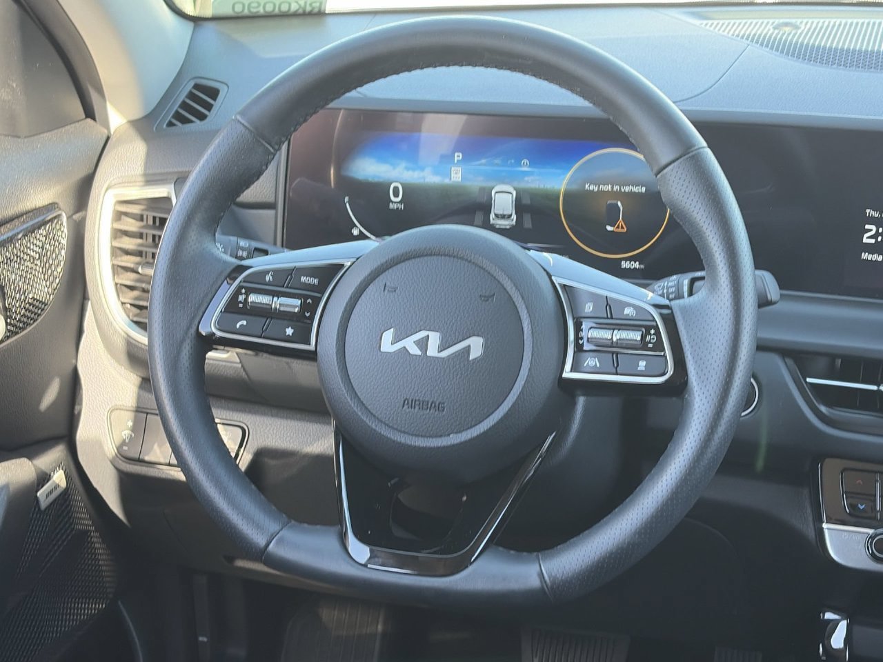 Used 2026 Kia Seltos SX w/ SX Sunroof Package AWD/4WD image 13