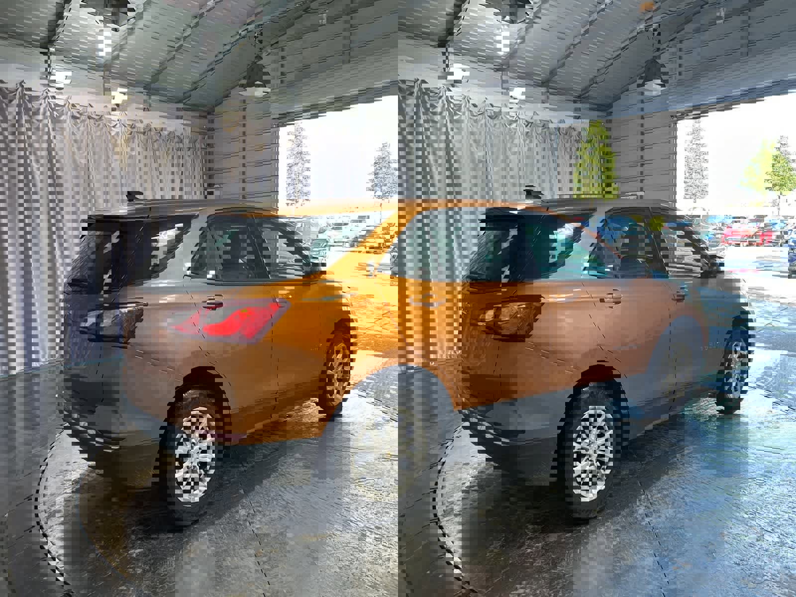 Used 2018 Chevrolet Equinox LS image 9