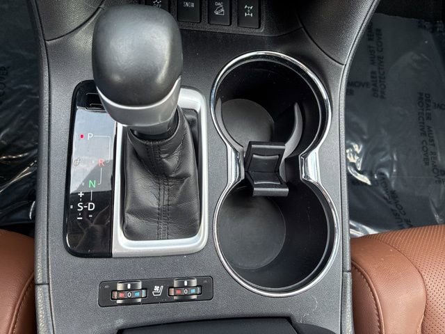 Used 2019 Toyota Highlander Limited AWD/4WD image 30