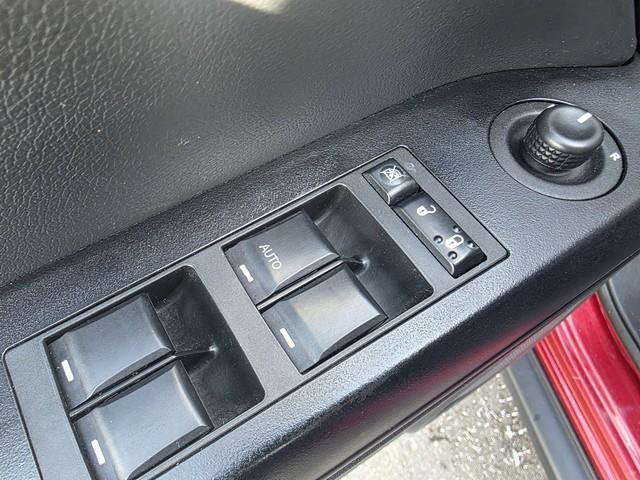 Used 2015 Jeep Patriot Latitude FWD image 14