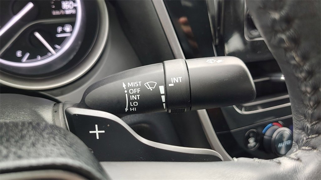 Used 2023 Toyota Camry SE image 17