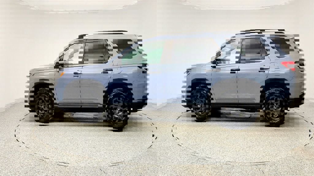 Used 2024 Honda Pilot TrailSport image 8