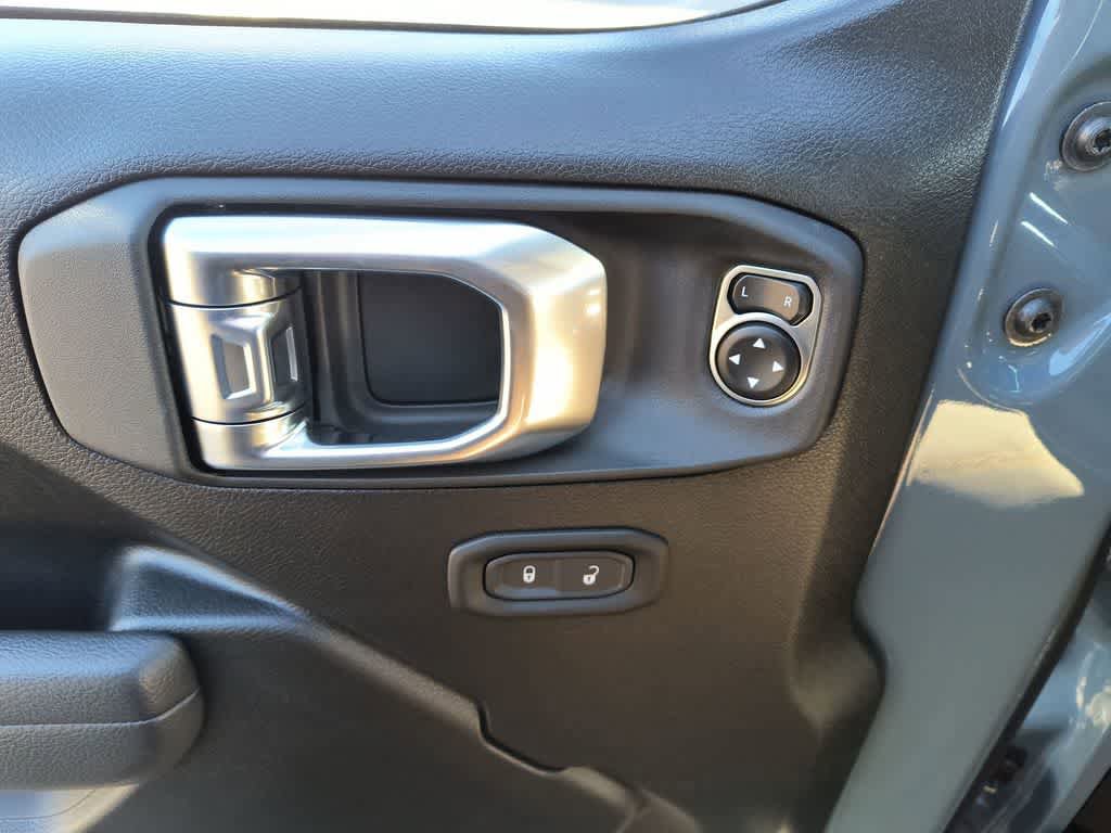 New 2026 Jeep Gladiator Sport AWD/4WD image 13