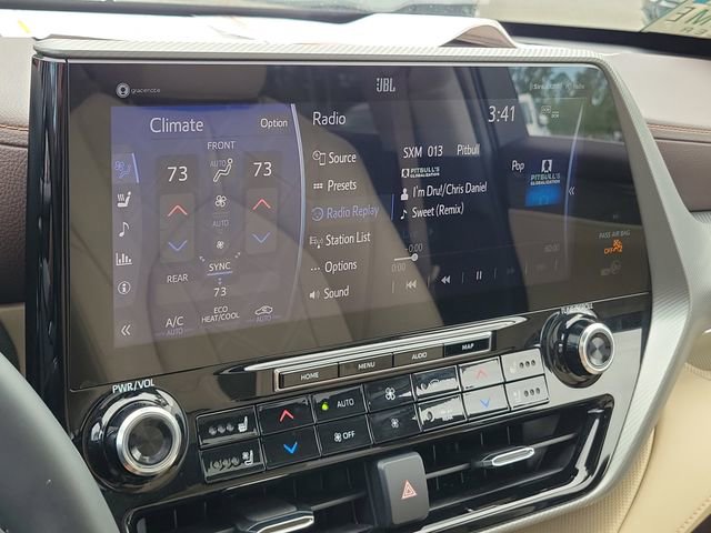 Used 2022 Toyota Highlander Platinum FWD image 33