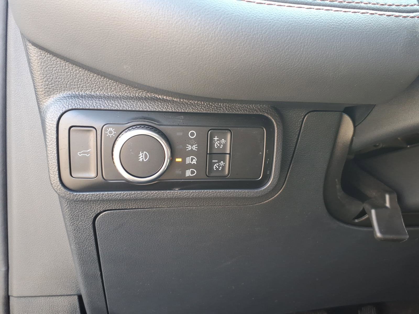Used 2025 Ford Explorer Active w/ Active Comfort Package AWD/4WD image 16