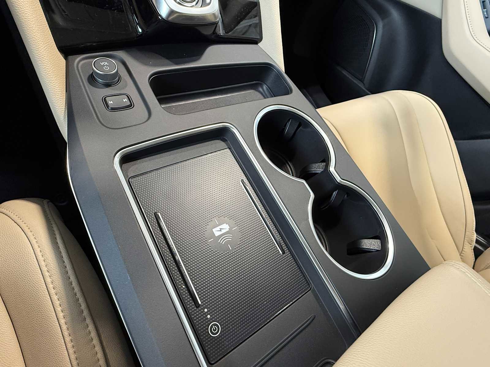 New 2026 Acura MDX SH-AWD image 17