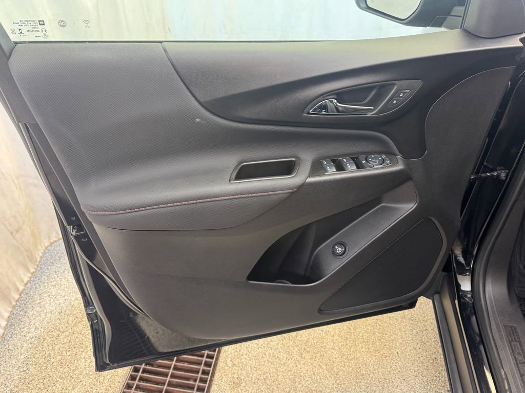 Used 2024 Chevrolet Equinox RS image 21