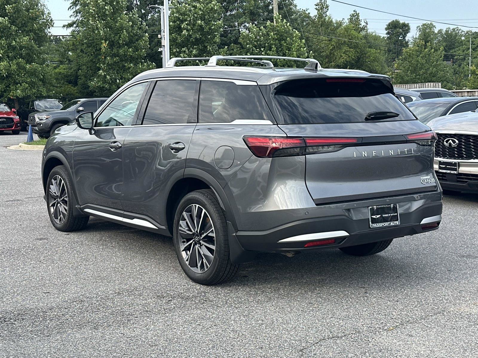 Used 2026 INFINITI QX60 Luxe w/ Cargo Package AWD/4WD image 7