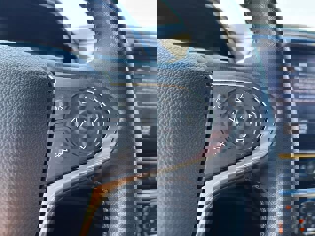 Used 2023 Chevrolet Traverse LT w/ LPO, Floor Liner Package image 21