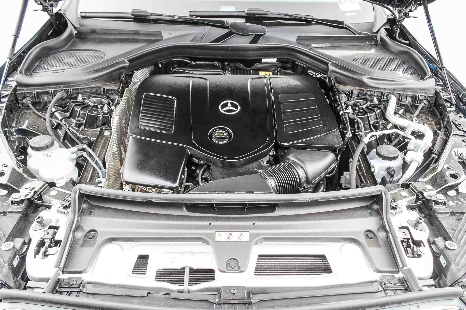 Certified 2026 Mercedes-Benz GLC 300 4MATIC image 27