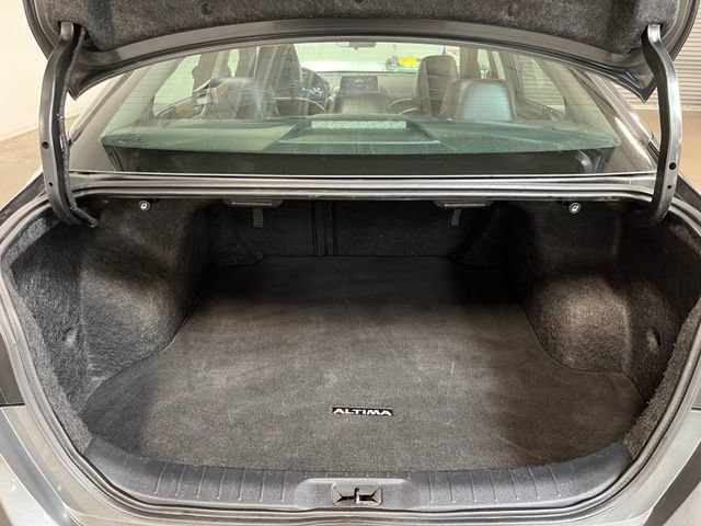Used 2023 Nissan Altima 2.5 SR FWD image 14