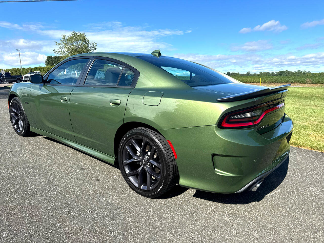 Used 2023 Dodge Charger R/T w/ Blacktop Package image 4