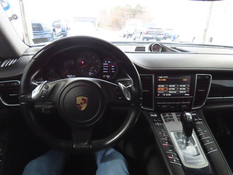 Used 2016 Porsche Panamera Edition RWD image 21