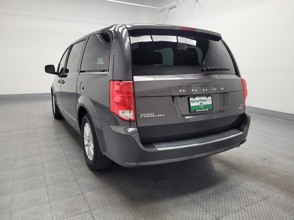 Used 2019 Dodge Grand Caravan SXT image 5