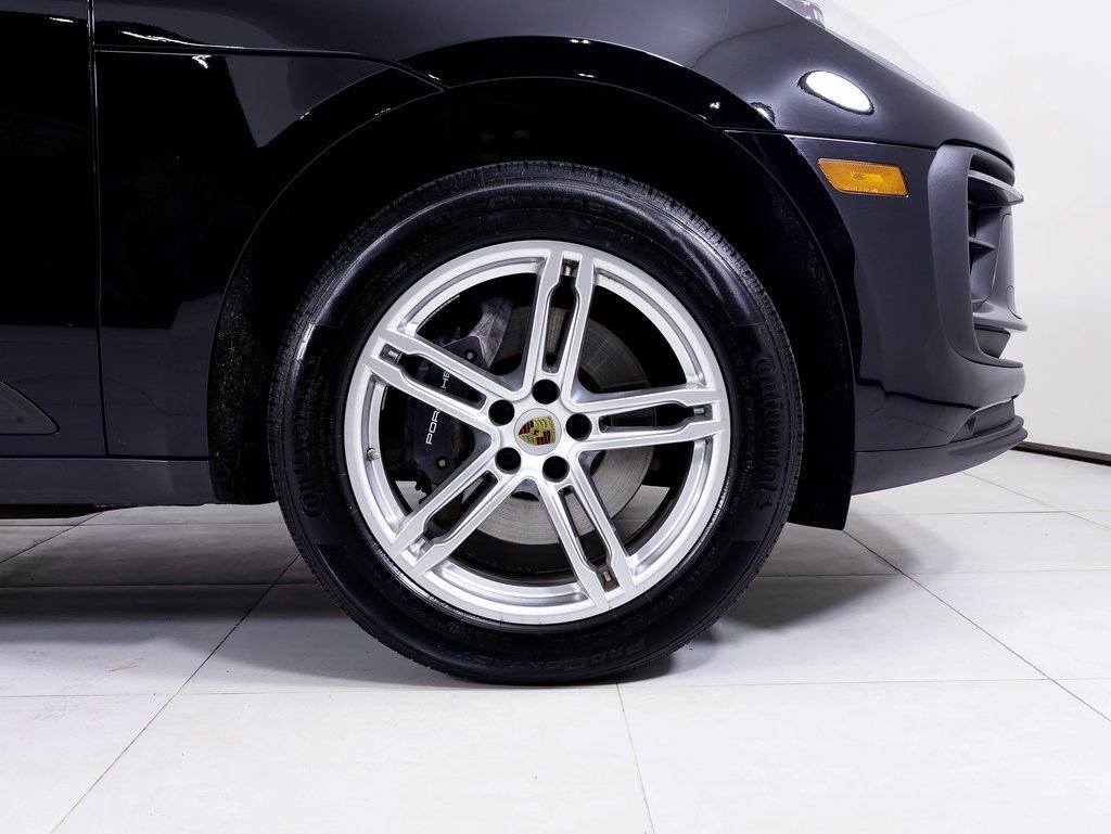 Used 2025 Porsche Macan image 22