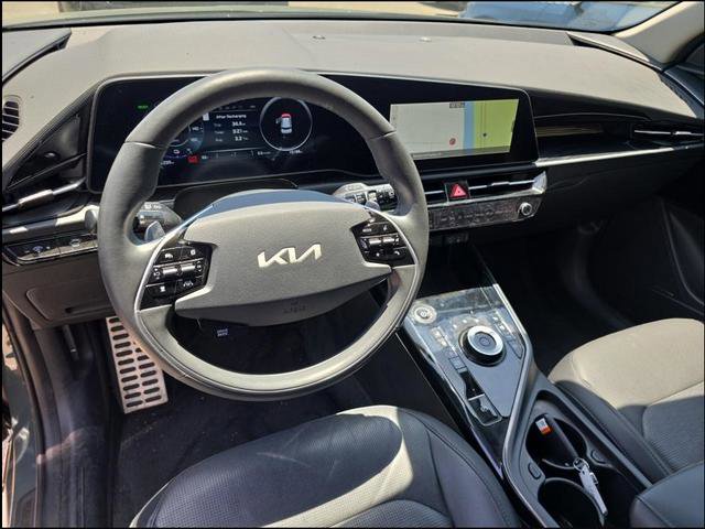 Certified 2024 Kia Niro Wave FWD image 9
