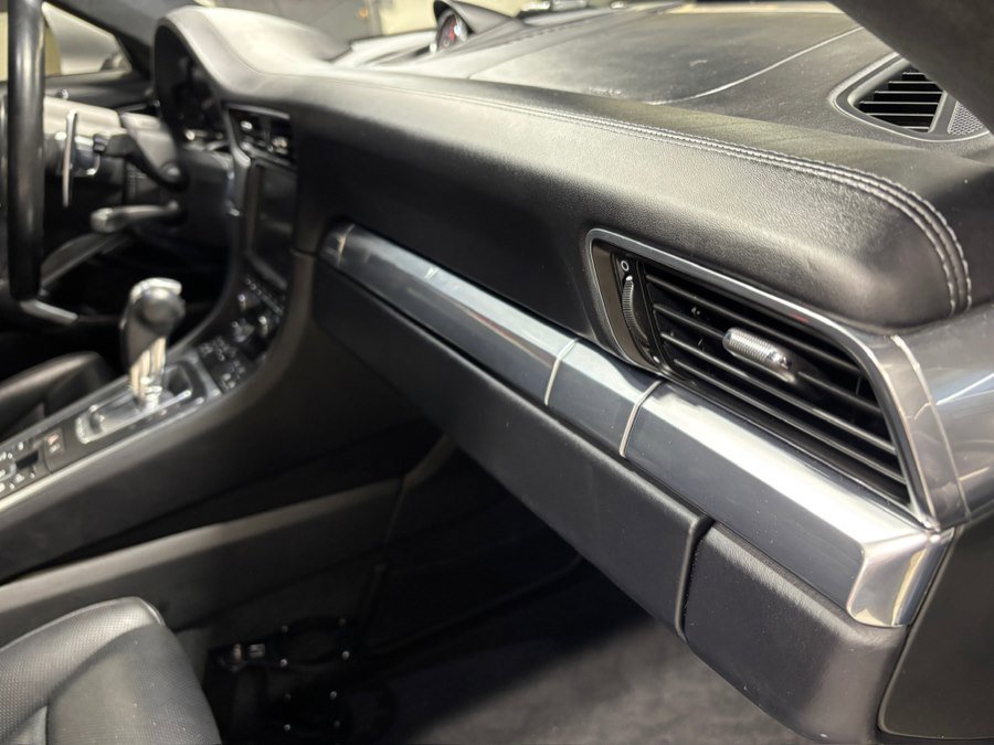 Used 2016 Porsche 911 Carrera S image 6