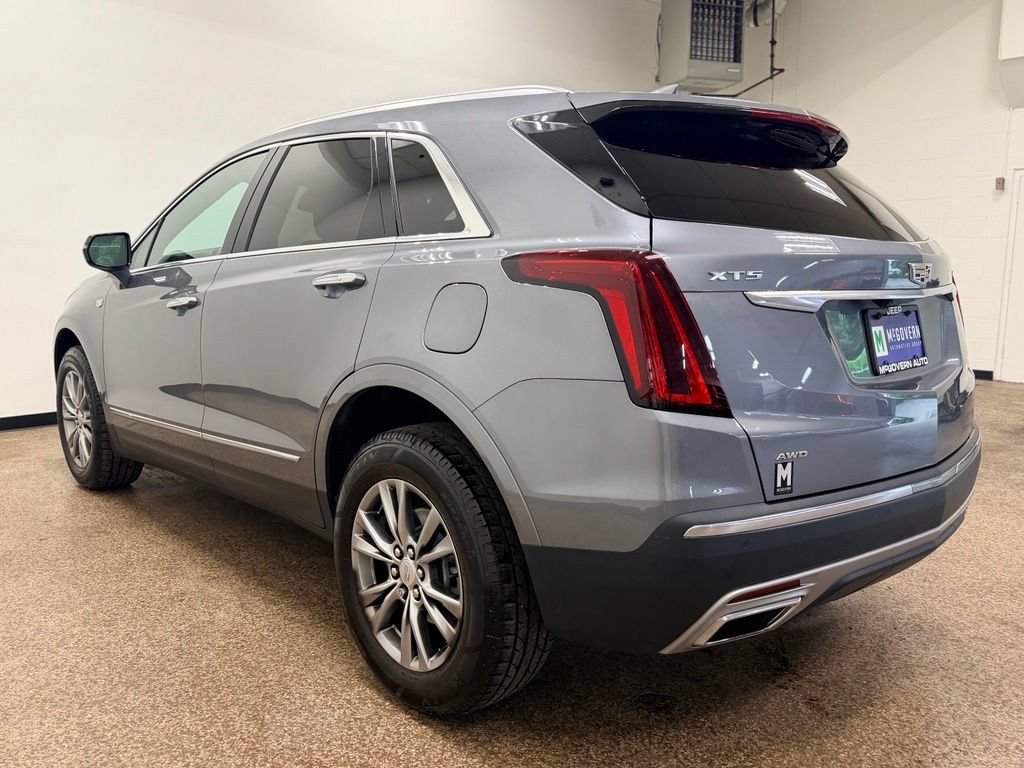 Used 2022 Cadillac XT5 Premium Luxury AWD/4WD image 3