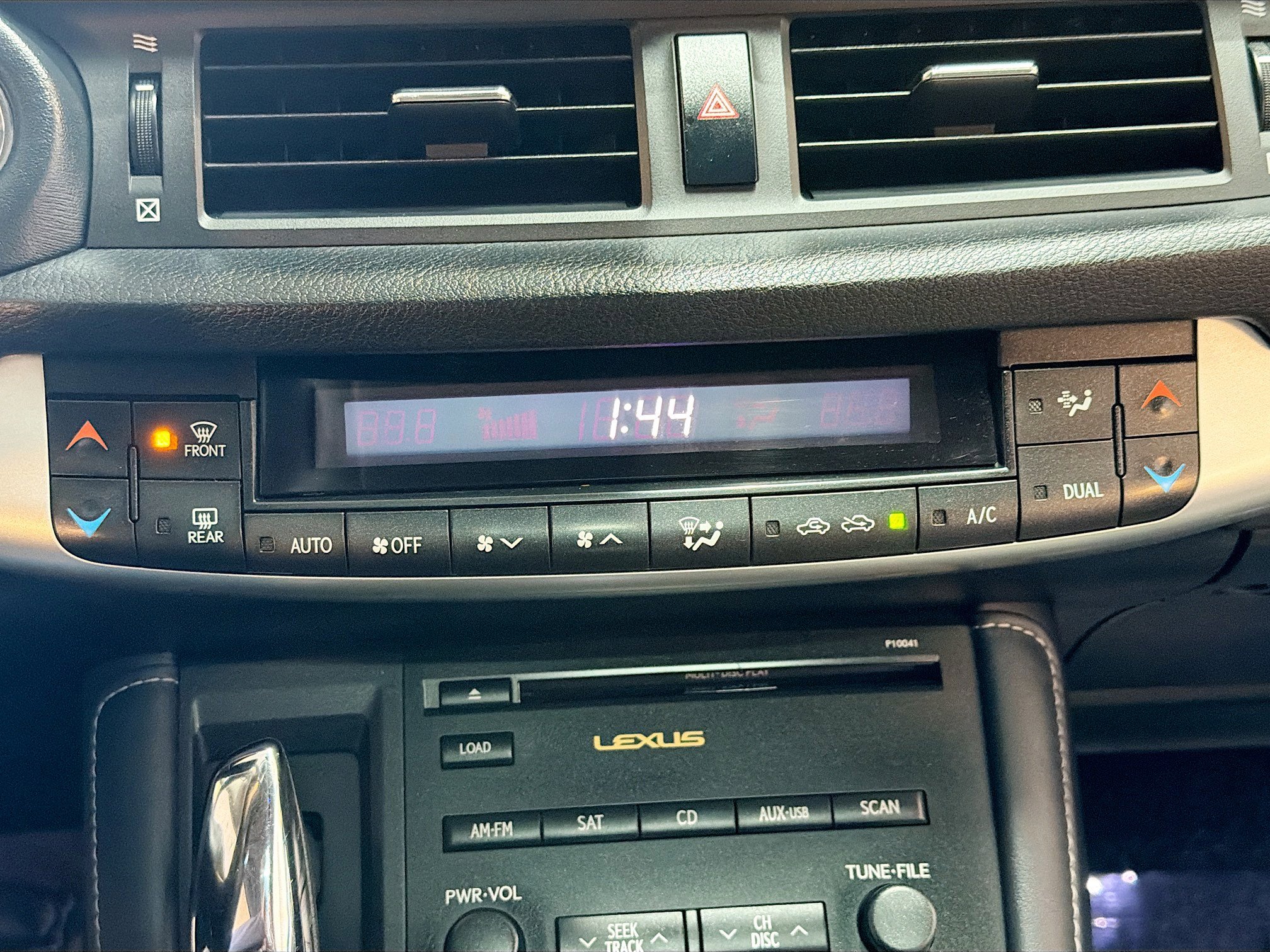 Used 2012 Lexus CT 200h Premium w/ Leather Pkg image 23