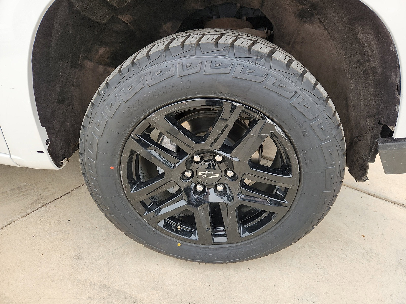 Used 2024 Chevrolet Silverado 1500 Custom image 9