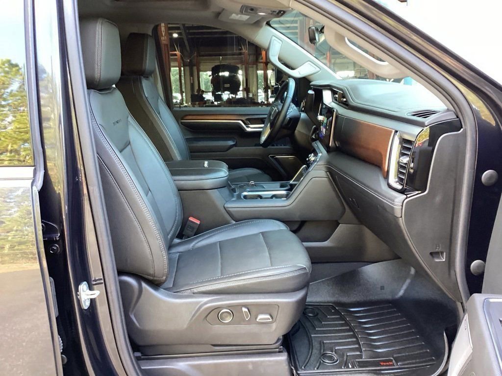 Used 2024 GMC Sierra 2500 Denali w/ Denali Reserve Package image 33