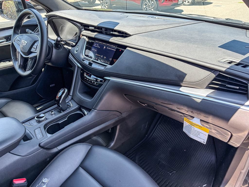 Certified 2024 Cadillac XT5 Luxury FWD image 35