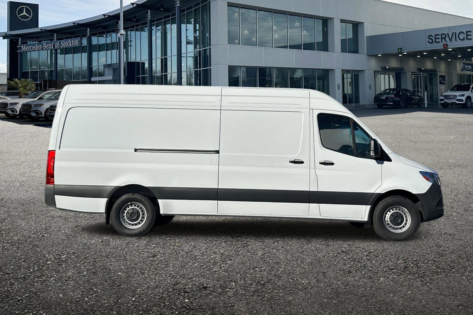 New 2025 Mercedes-Benz Sprinter 2500 image 3