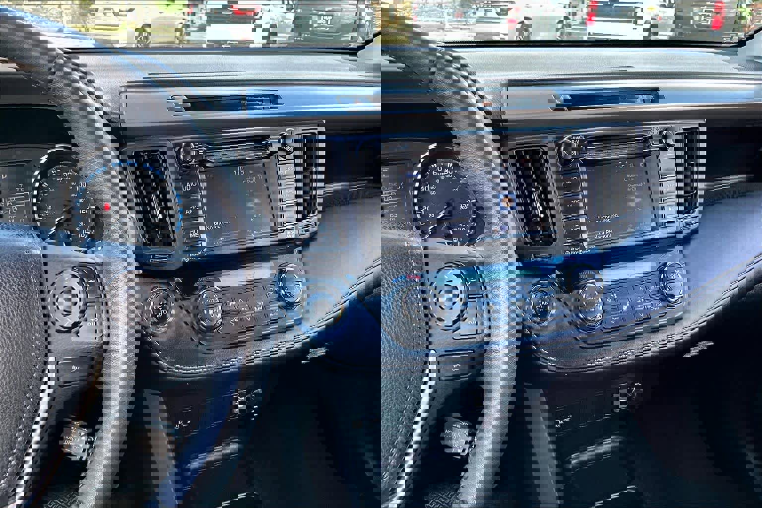 Used 2017 Toyota RAV4 XLE w/ Plus Extra Value Package image 5