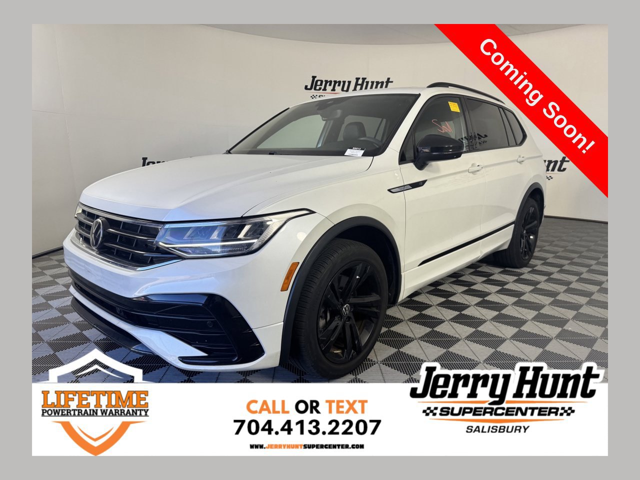 Used 2024 Volkswagen Tiguan SE R-Line