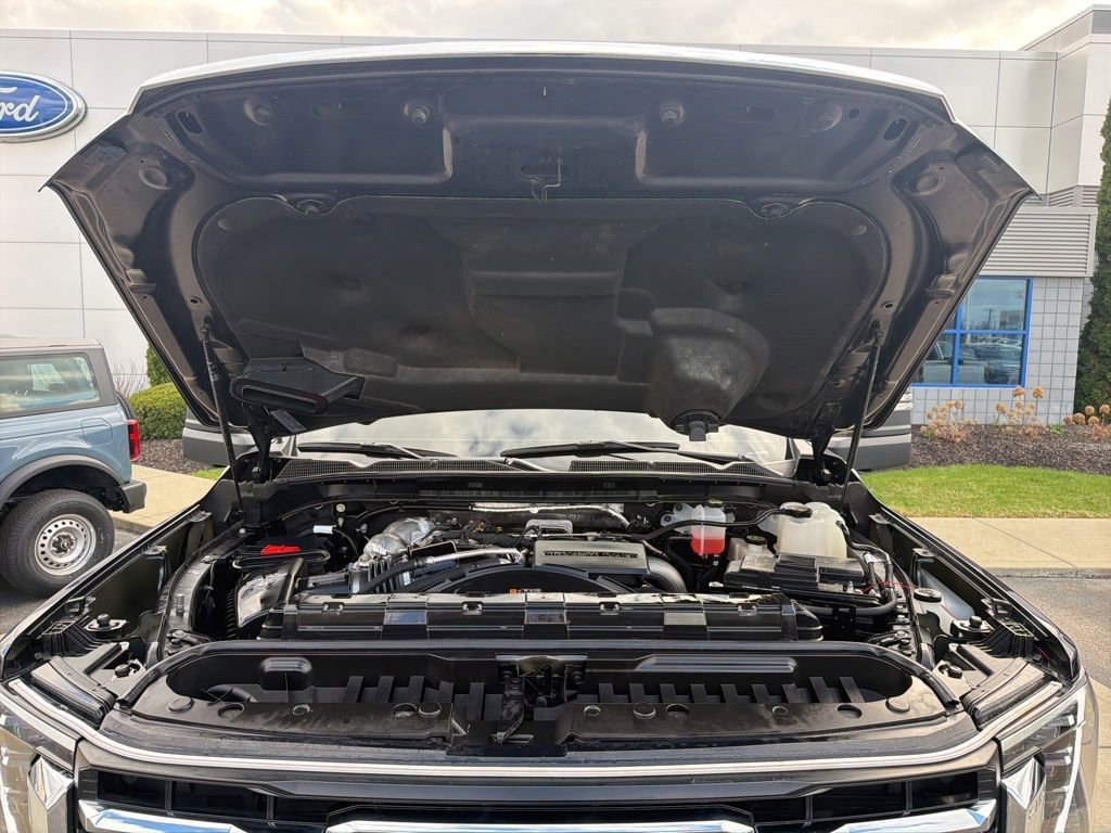 Used 2025 GMC Sierra 2500 SLT AWD/4WD image 33