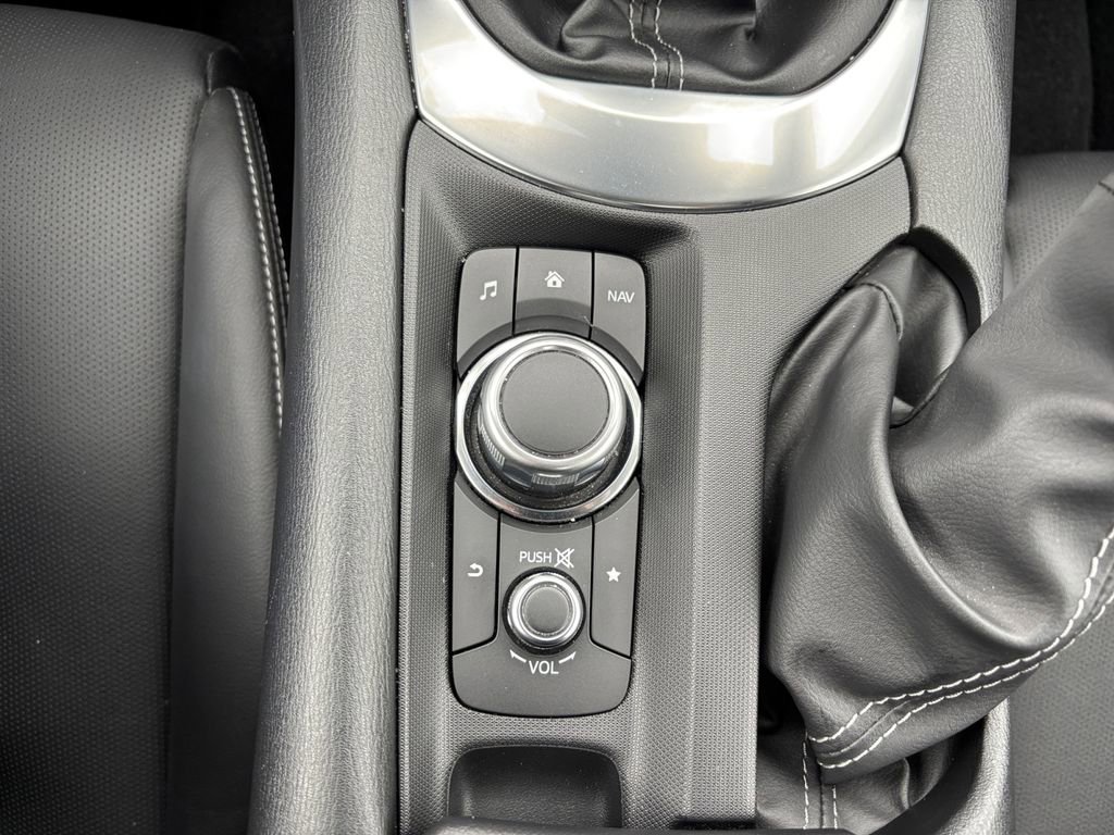 Used 2023 MAZDA MX-5 Miata Grand Touring RWD image 37