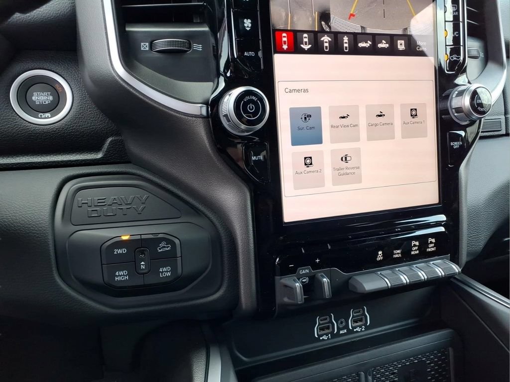 New 2026 RAM 2500 Big Horn AWD/4WD image 12