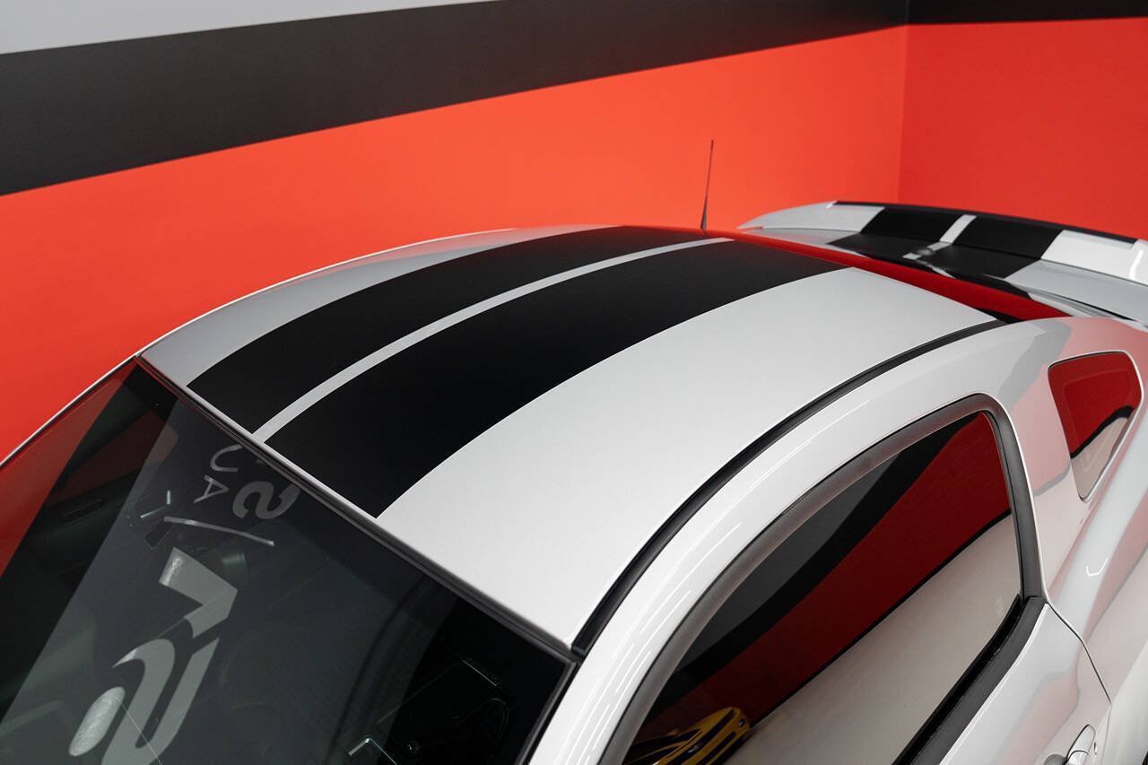 Used 2013 Ford Mustang Shelby GT500 RWD image 28