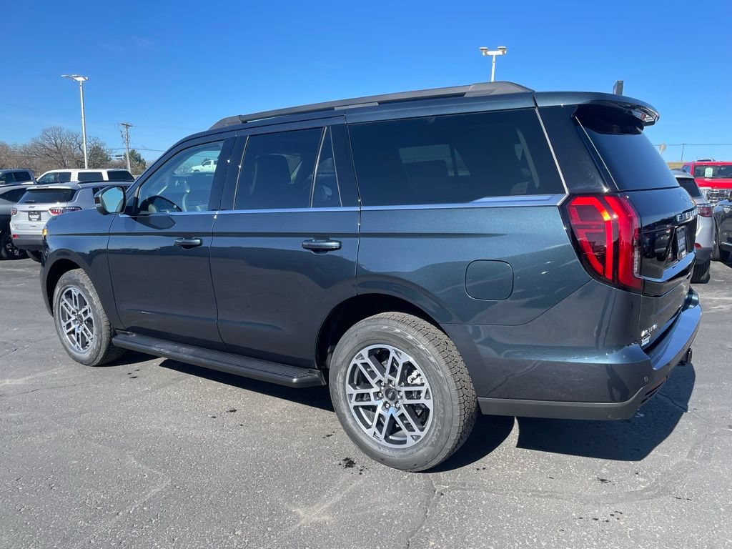 New 2026 Ford Expedition Active AWD/4WD image 5
