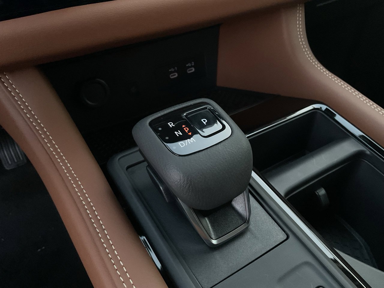 New 2026 Nissan Pathfinder Platinum FWD image 27