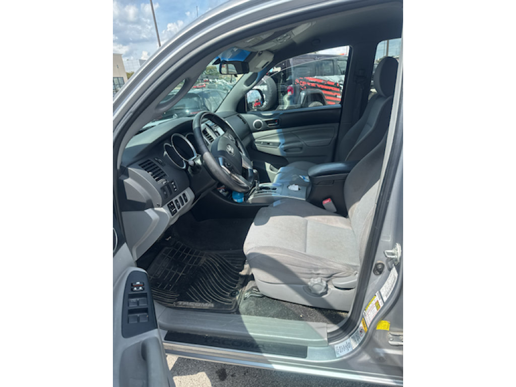 Used 2015 Toyota Tacoma 4x4 Double Cab w/ TRD Sport Package image 10