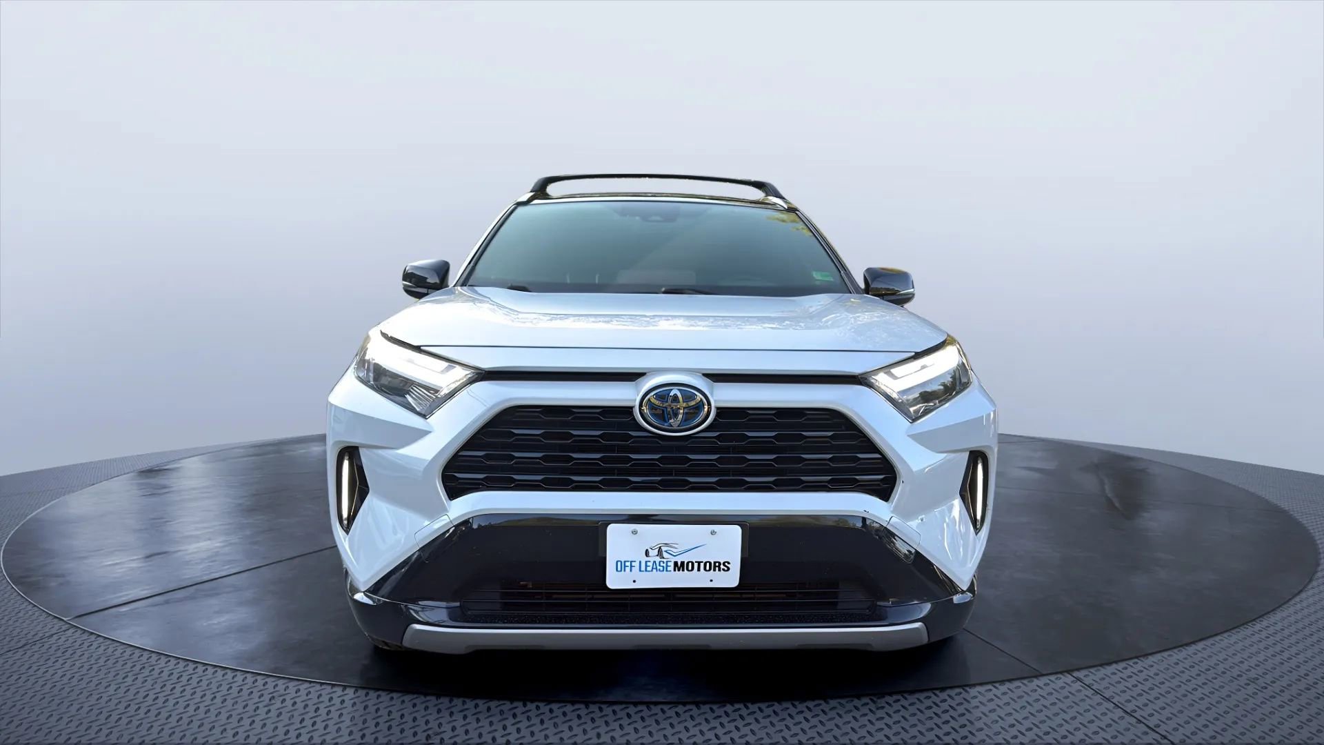 Used 2023 Toyota RAV4 XSE image 8