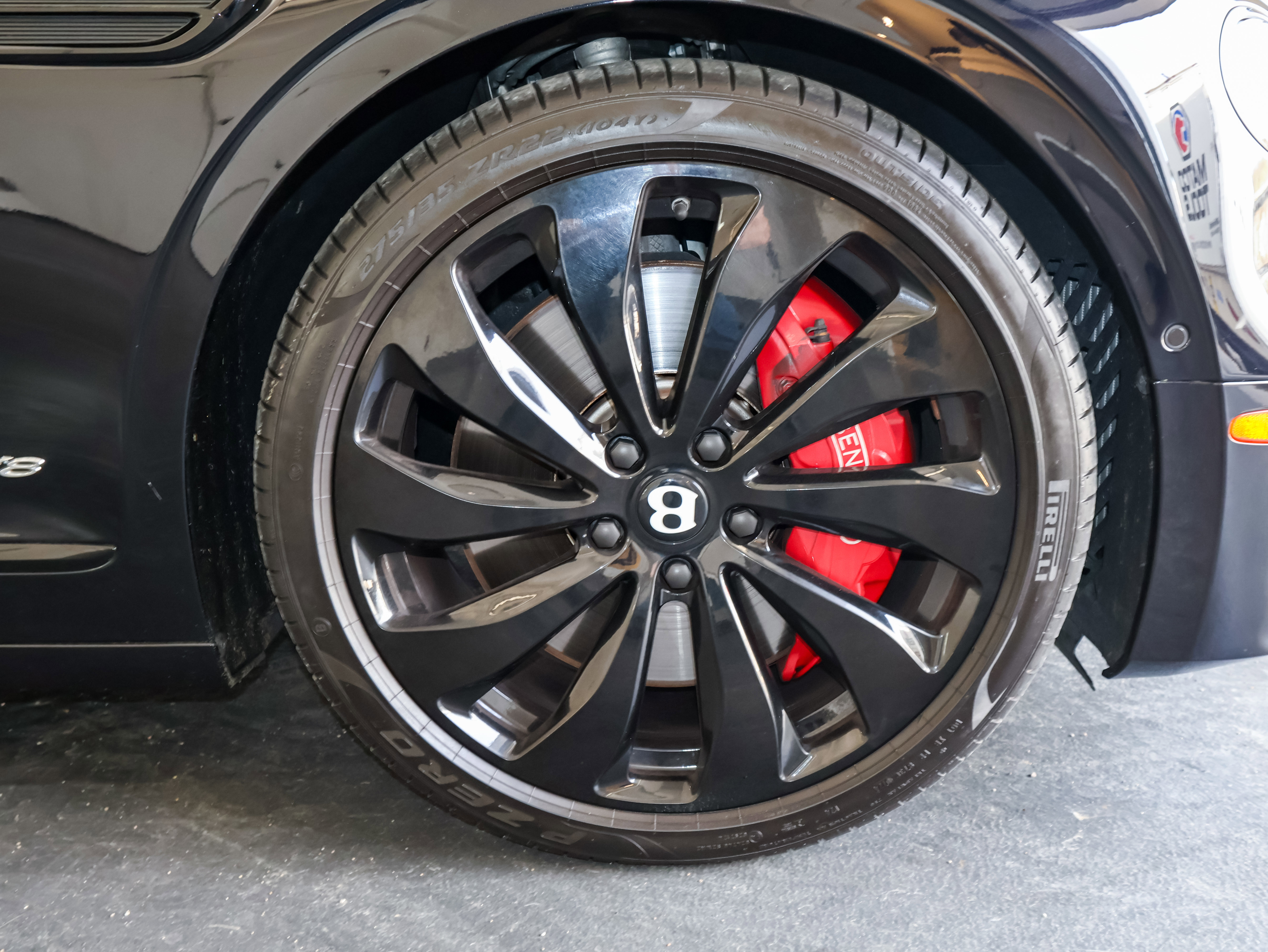 Used 2022 Bentley Flying Spur V8 image 45