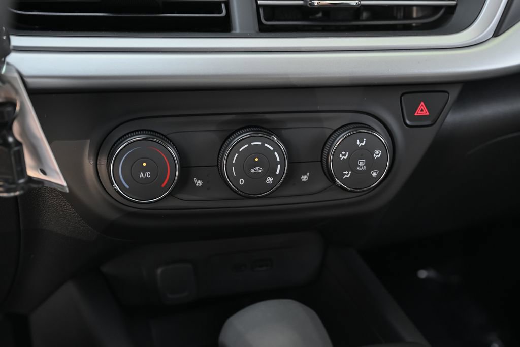 New 2026 Chevrolet Trax RS FWD image 24