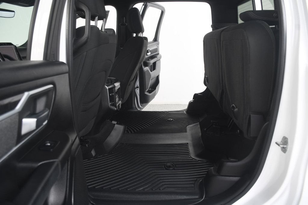 Used 2020 RAM 1500 Big Horn AWD/4WD image 40