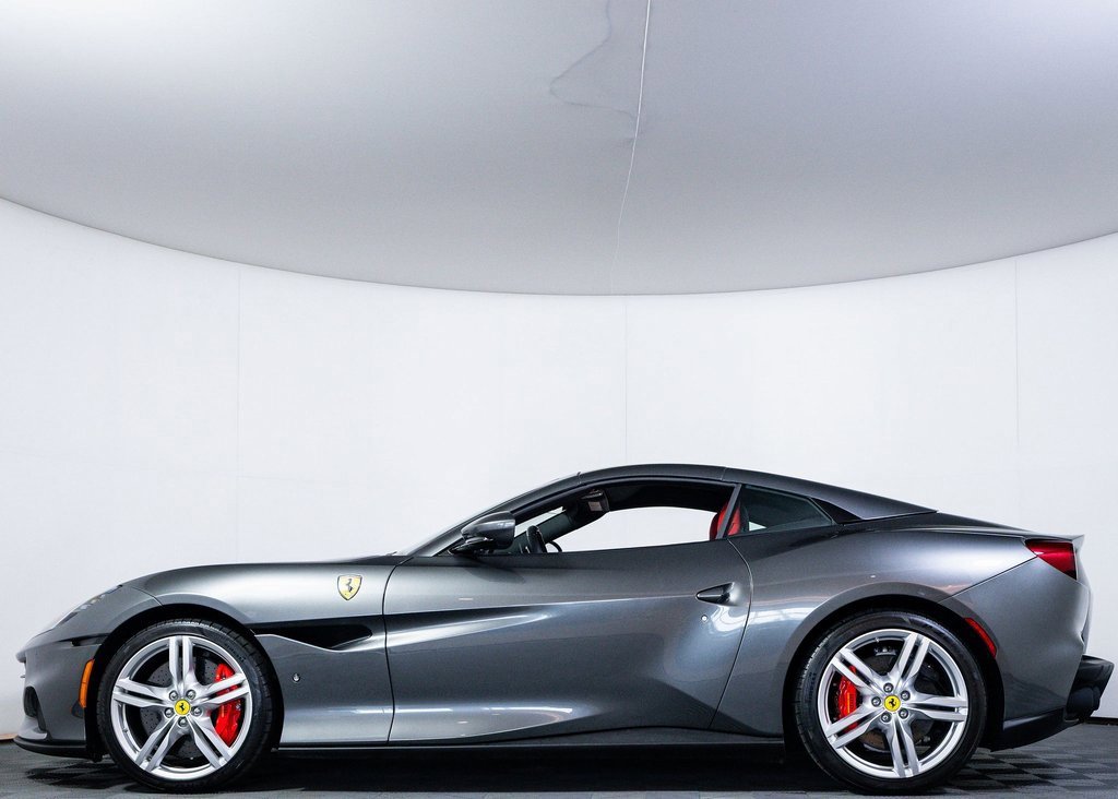 Certified 2023 Ferrari Portofino M image 7