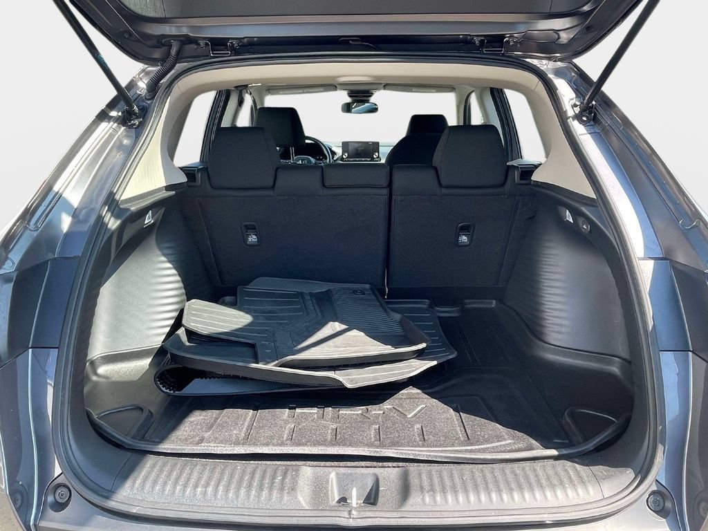 Used 2023 Honda HR-V LX image 9