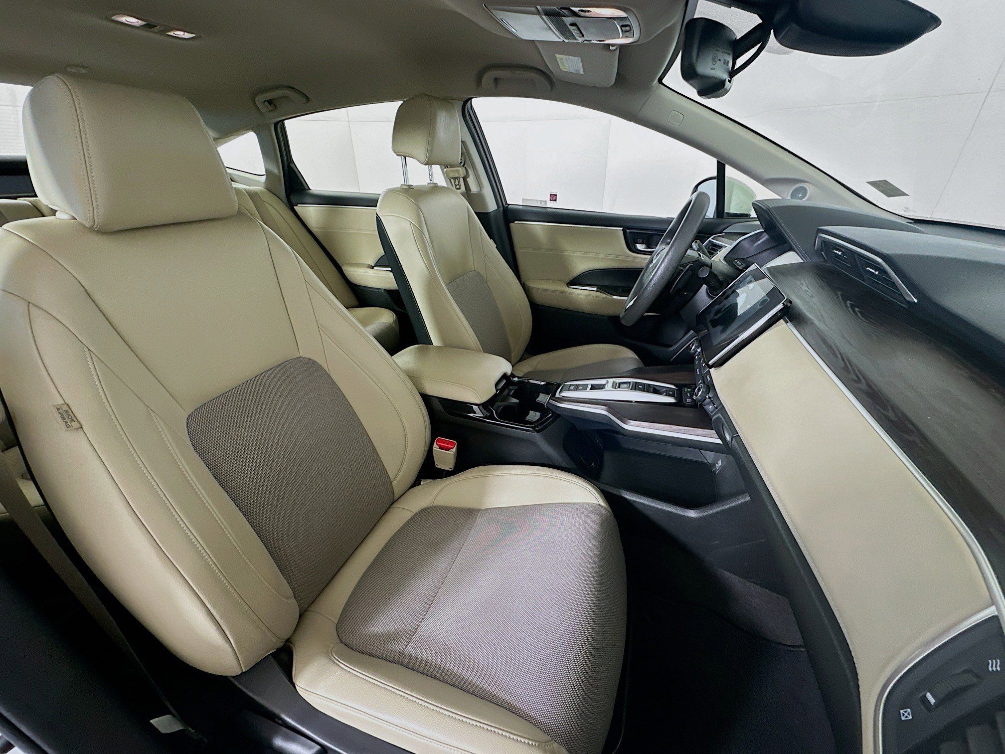 Used 2018 Honda Clarity Sedan image 29