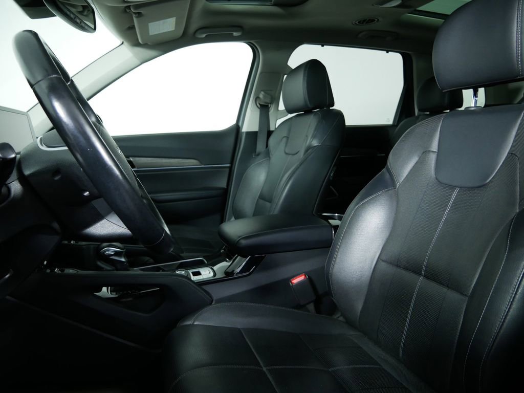 Used 2022 Kia Telluride SX w/ Nightfall Edition Package image 15