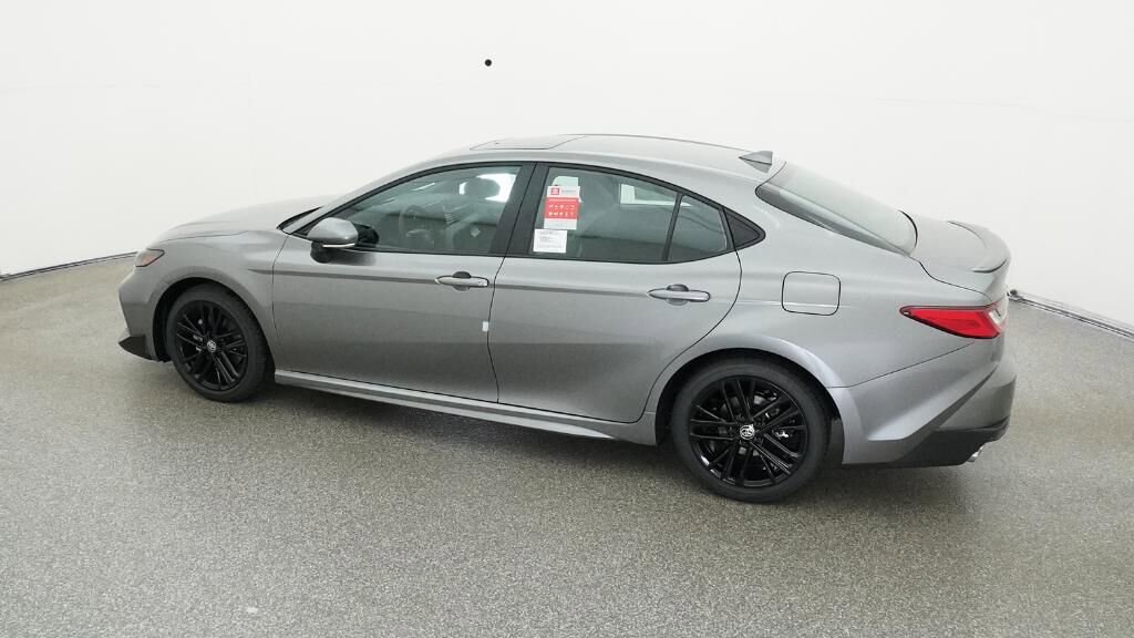 New 2026 Toyota Camry SE image 4