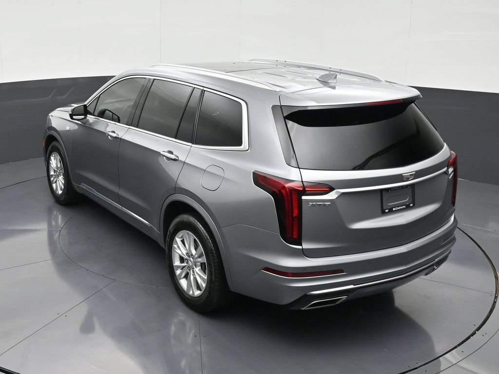 Certified 2024 Cadillac XT6 Luxury FWD image 18