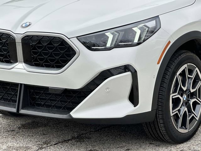 Used 2026 BMW X2 xDrive28i image 11
