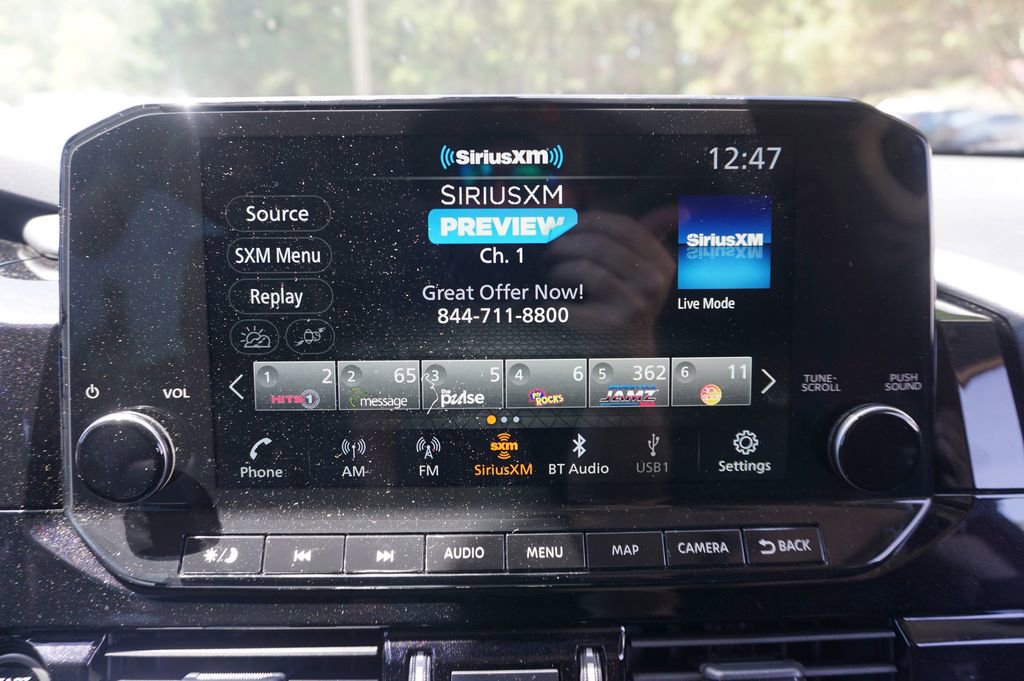 Used 2024 Nissan Pathfinder SL w/ SL Premium Package FWD image 11